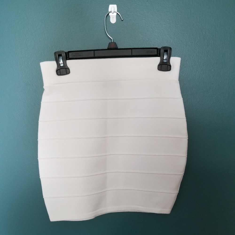 White Lined Pencil Skirt NWOT